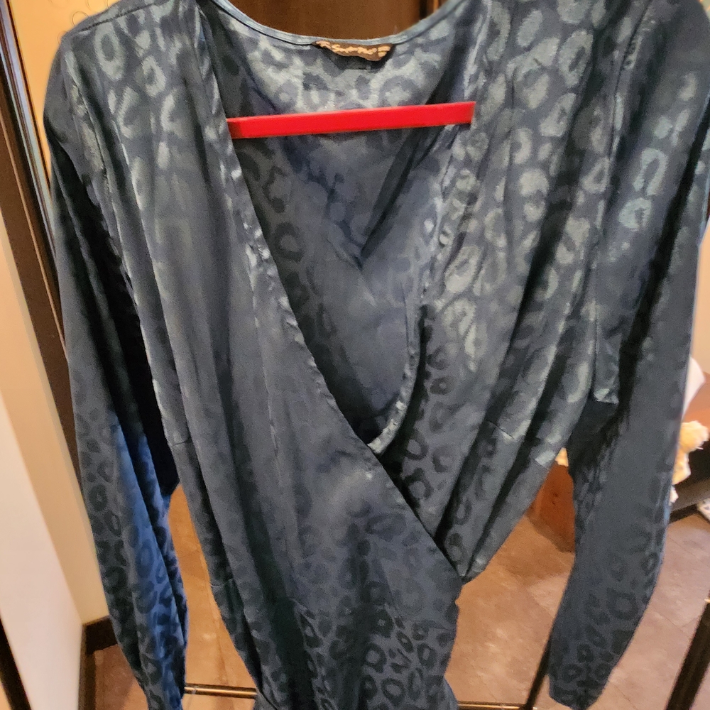 Navy Wrap Dress w/ Ruffle Hi‑Low Skirt | Plus 16 - Picture 4 of 8